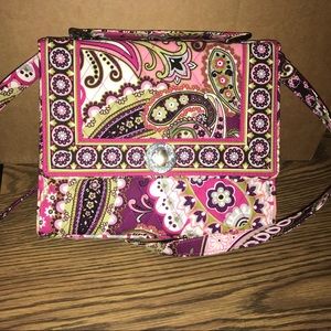 Vera Bradley Very Berry Paisley retired
